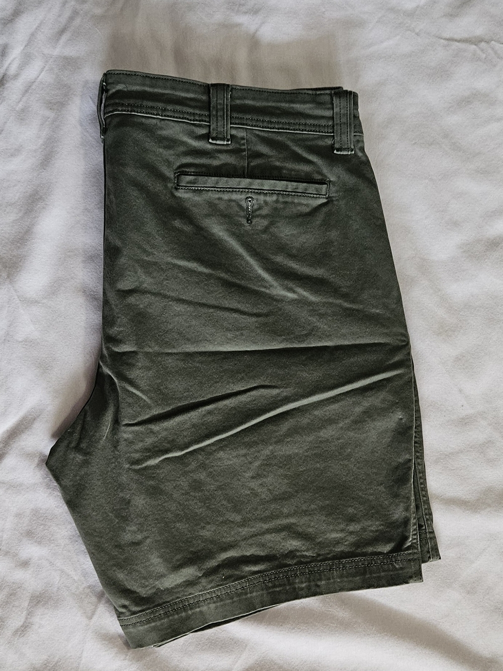 St John’s Bay Olive Chino Shorts Men Size 40 Stretch Casual